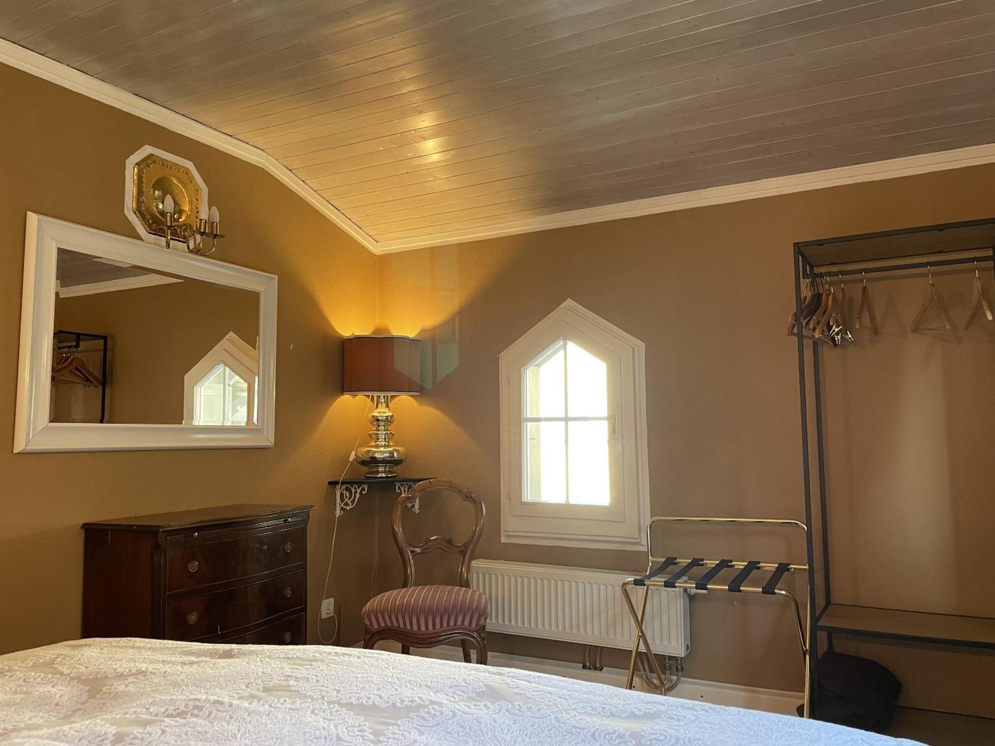 Villa Haus Der Schwalbe à Oberhofen Chambre photo